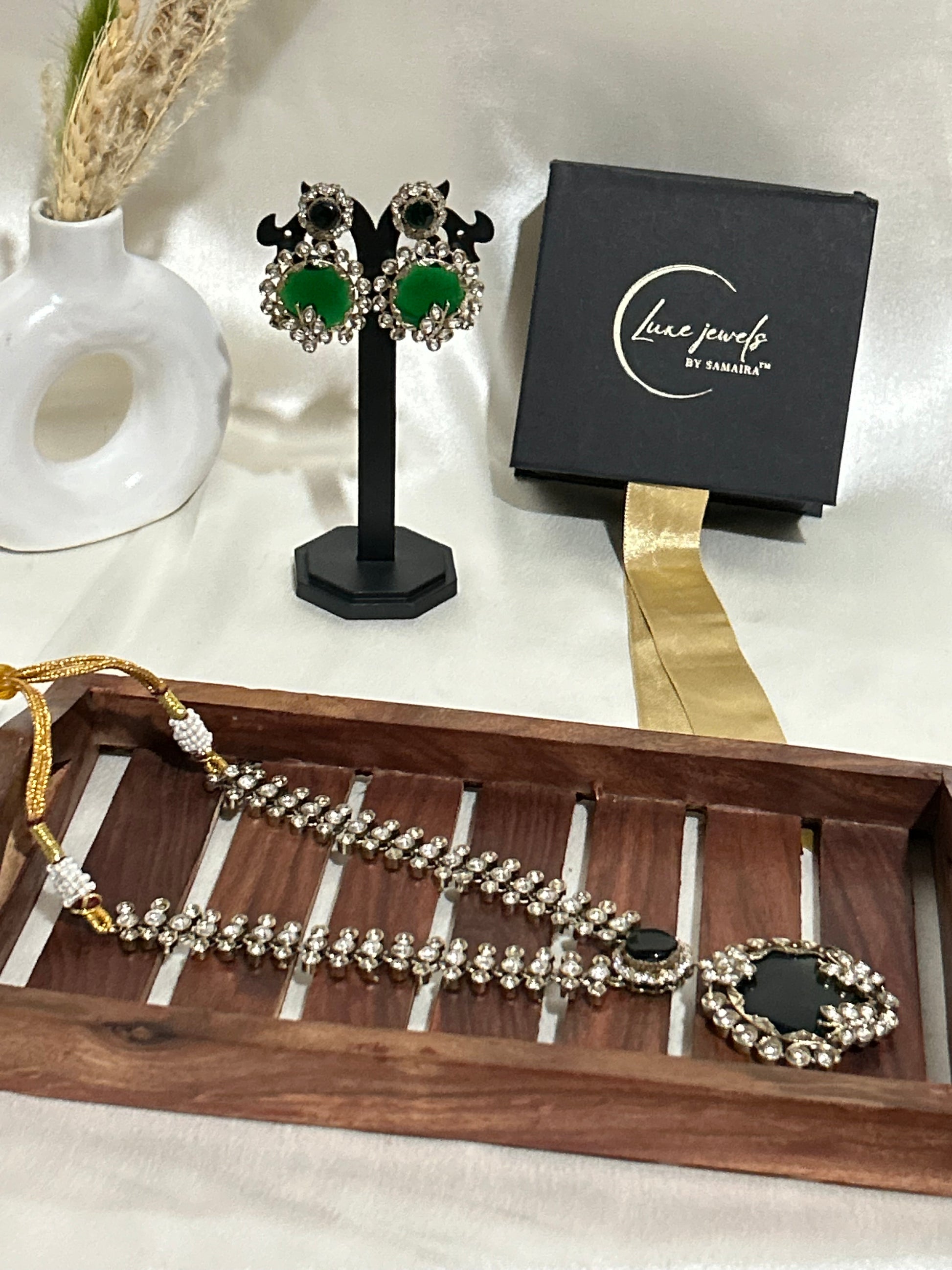 emerald green kundan necklaceset