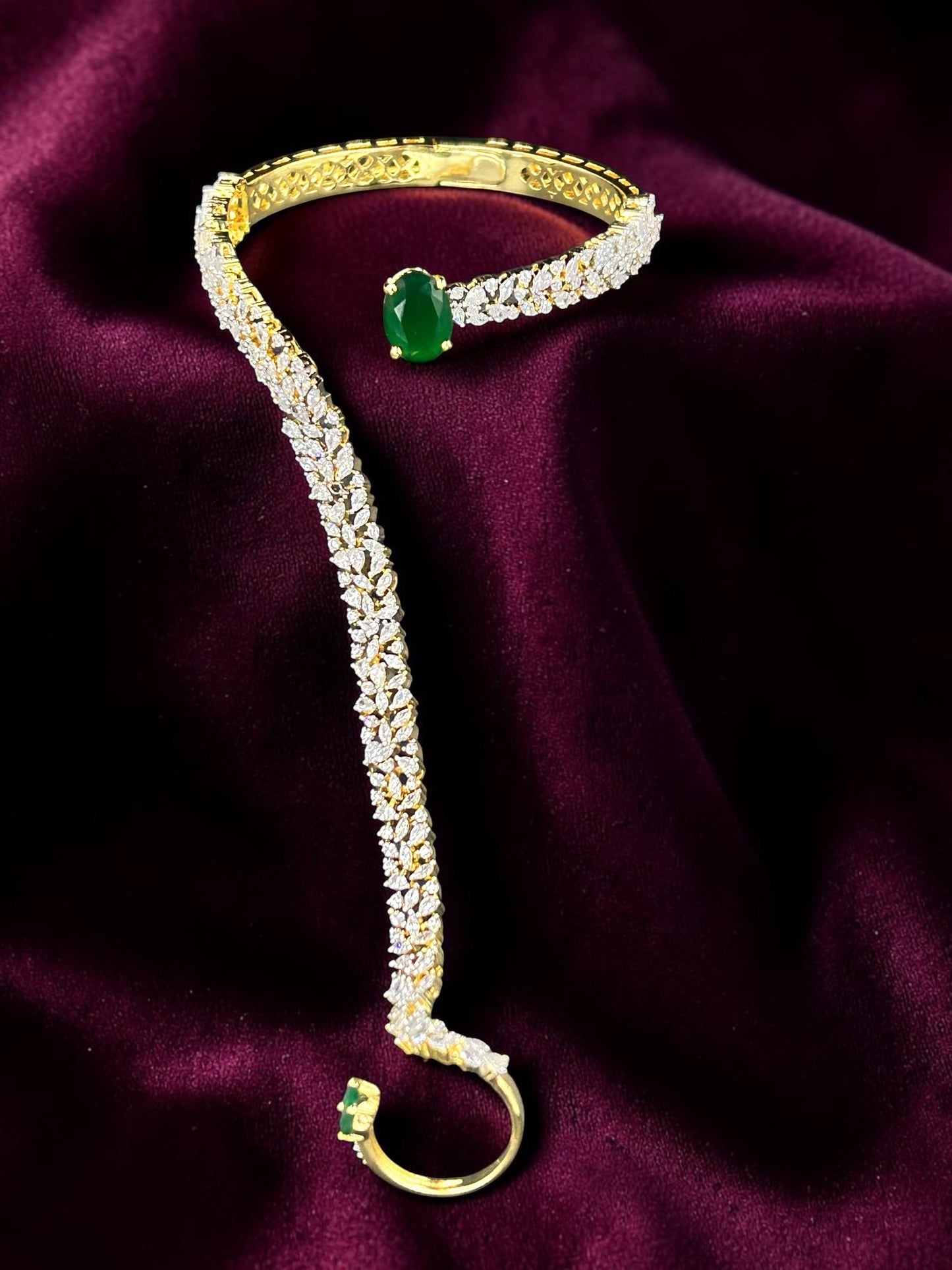 Emerald Hand harness( hath phool)