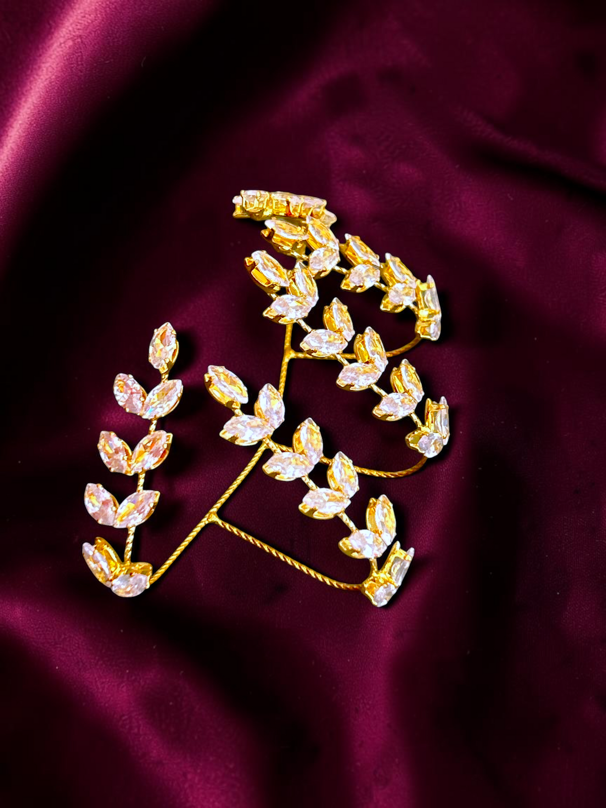 Simar golden palm cuff