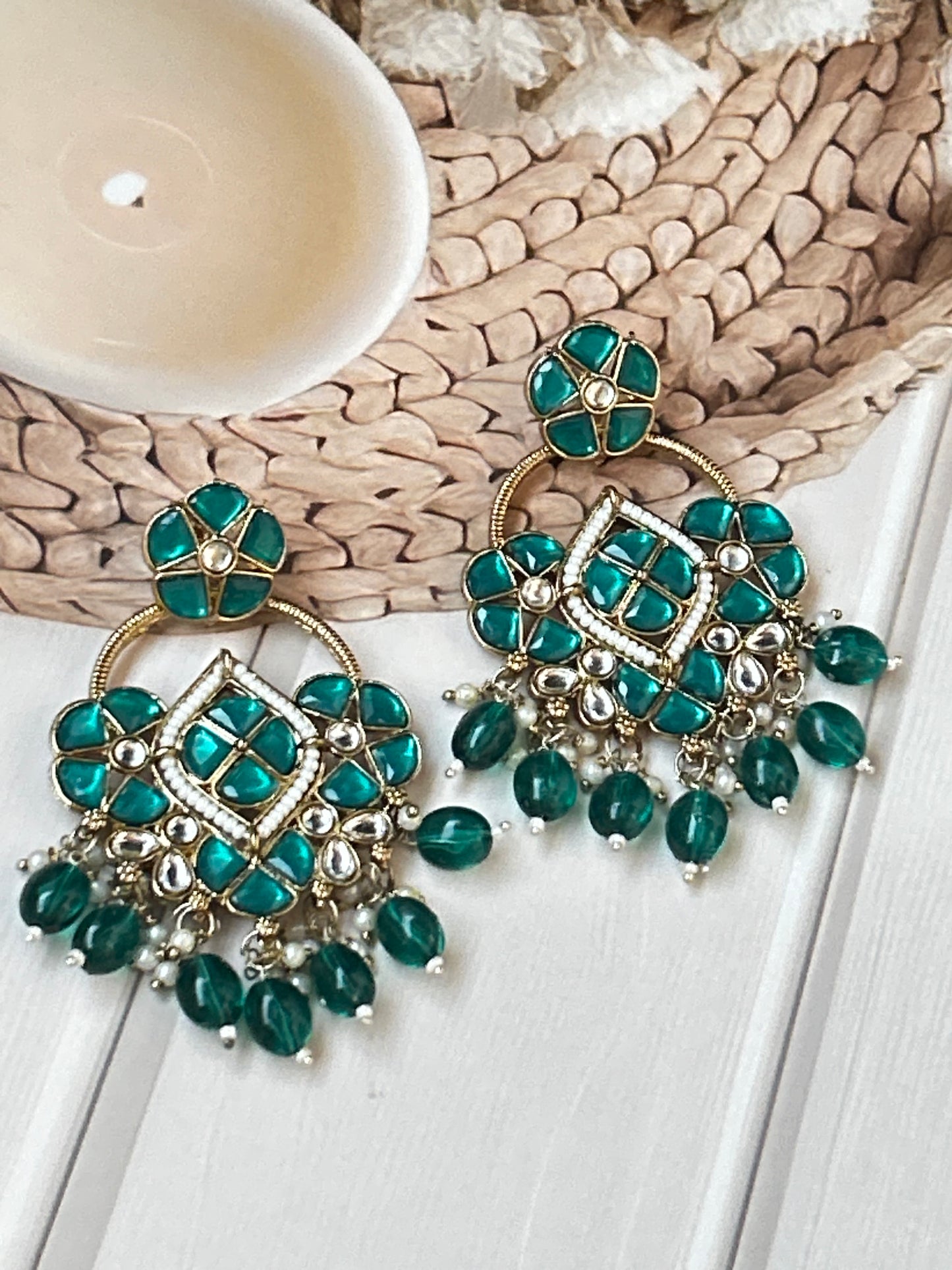 Sitara Rama green chandbalis