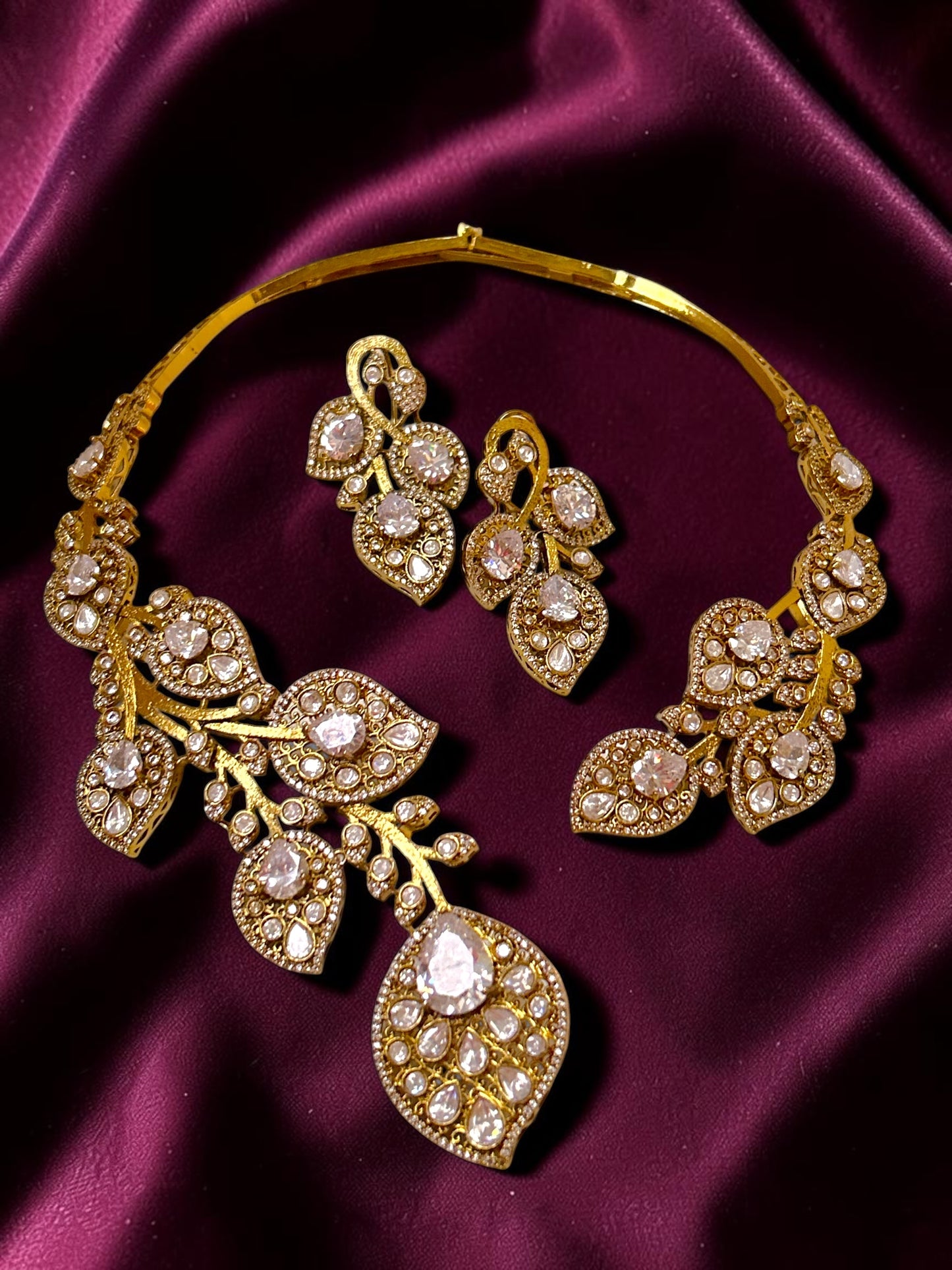 Golden Blossom Royale