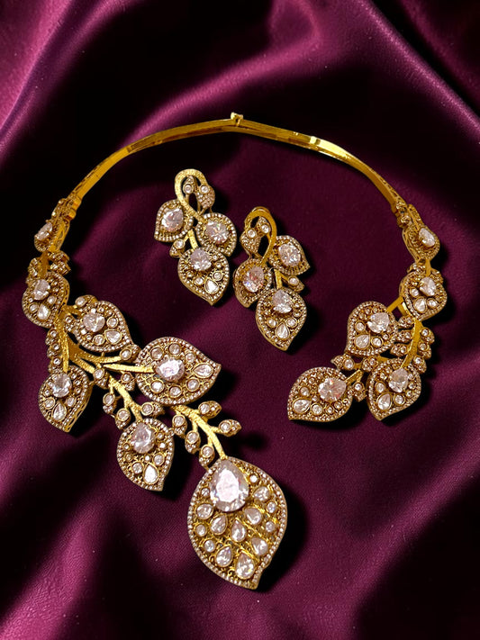 Golden Blossom Royale