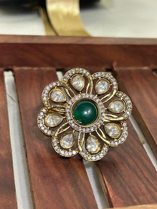 Mayra Blooming green Ring