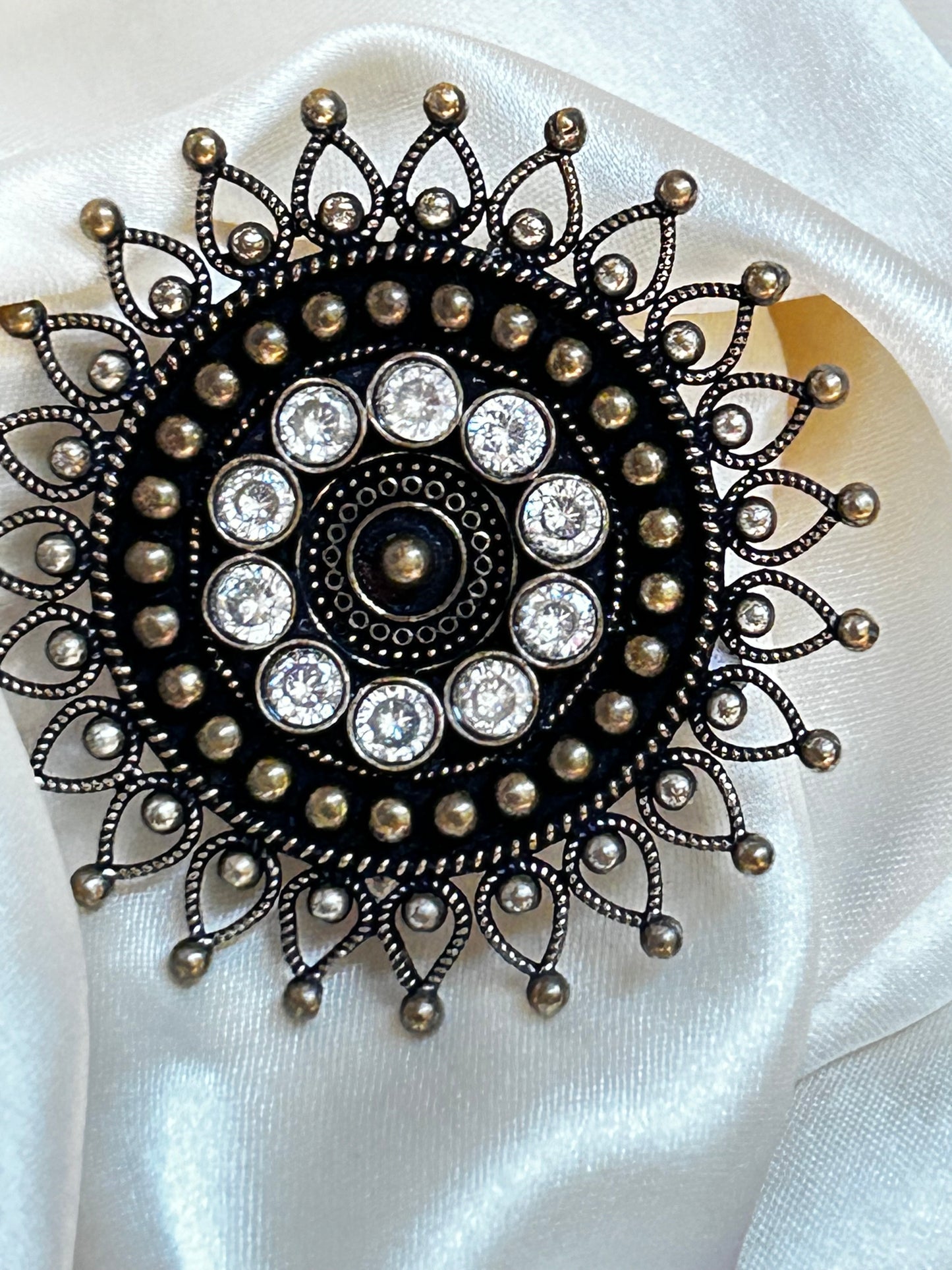 Pihu oxidised ring