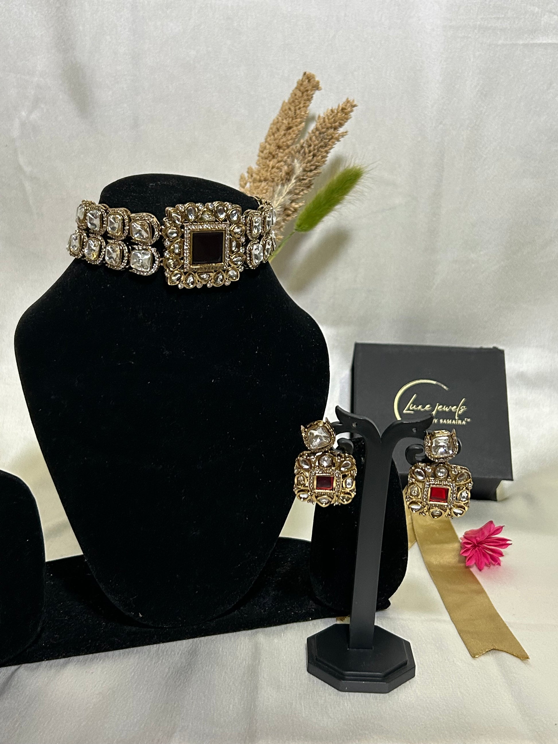 red kundan choker necklaceset