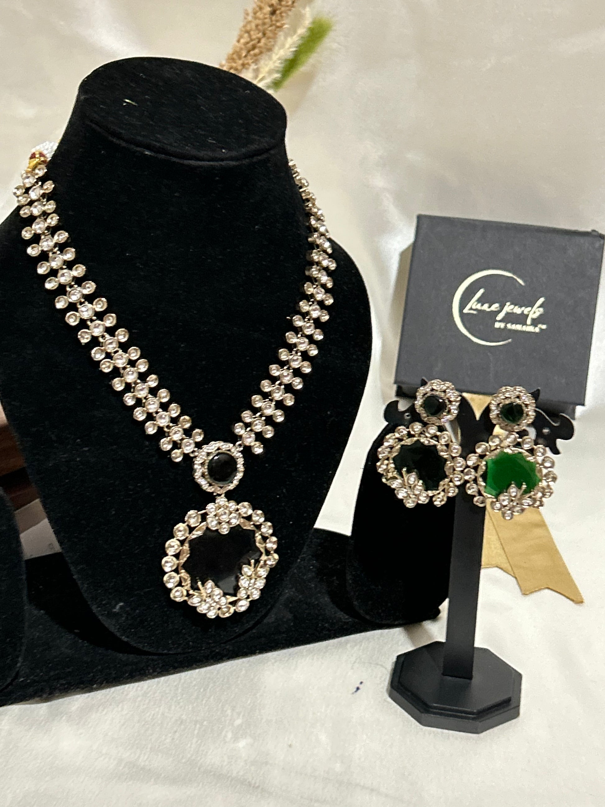 emerald green kundan necklaceset