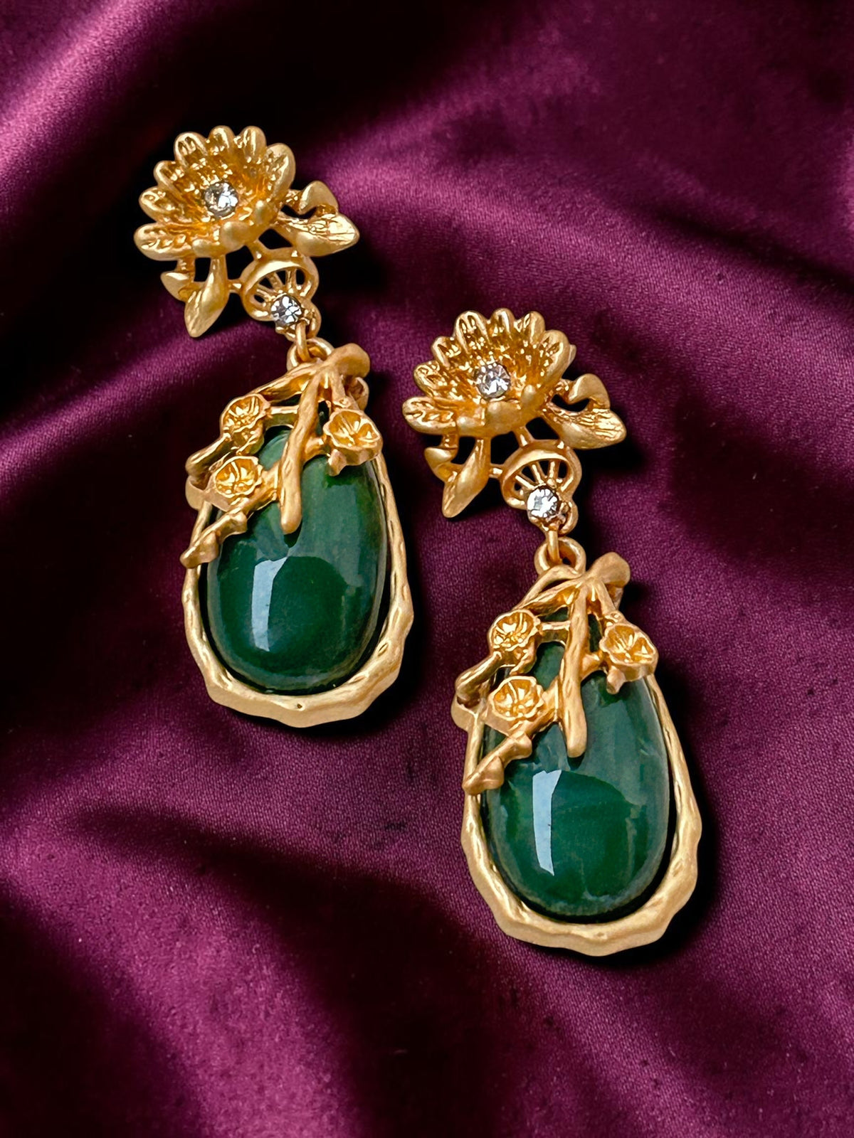 Emerald Aura Earrings