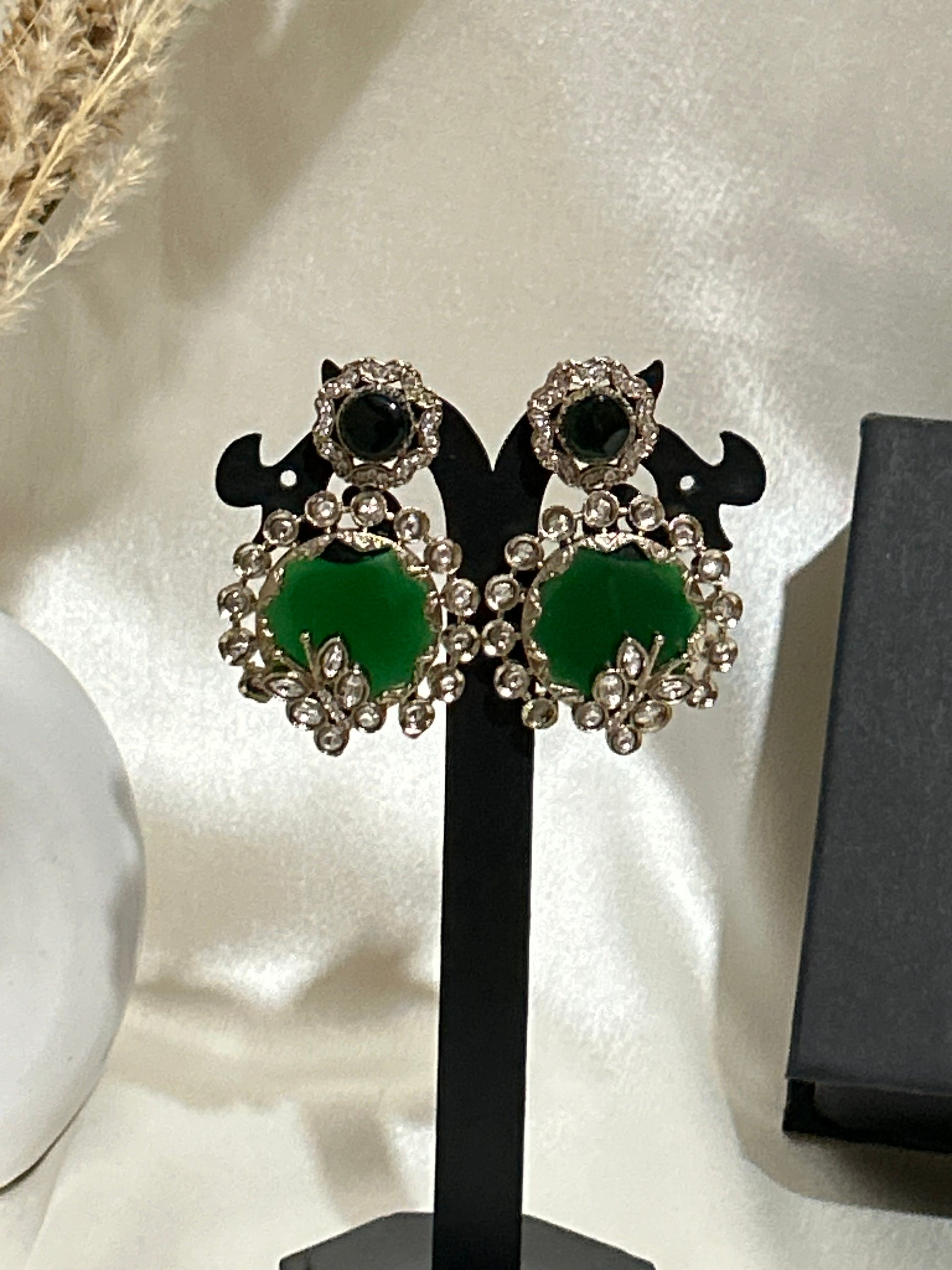 emerald green kundan necklaceset
