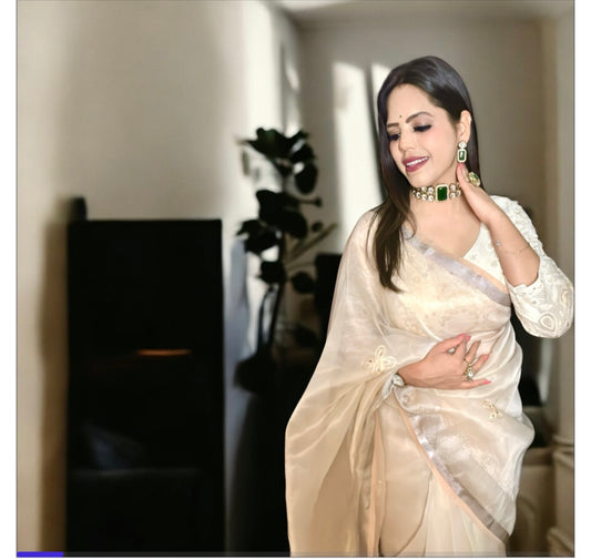 Anishka Green choker