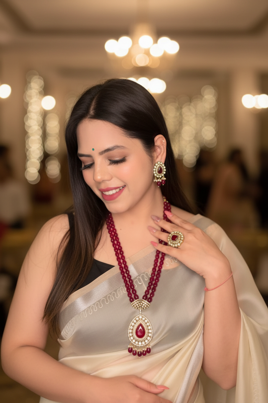 Parineeti Red Rani Haar