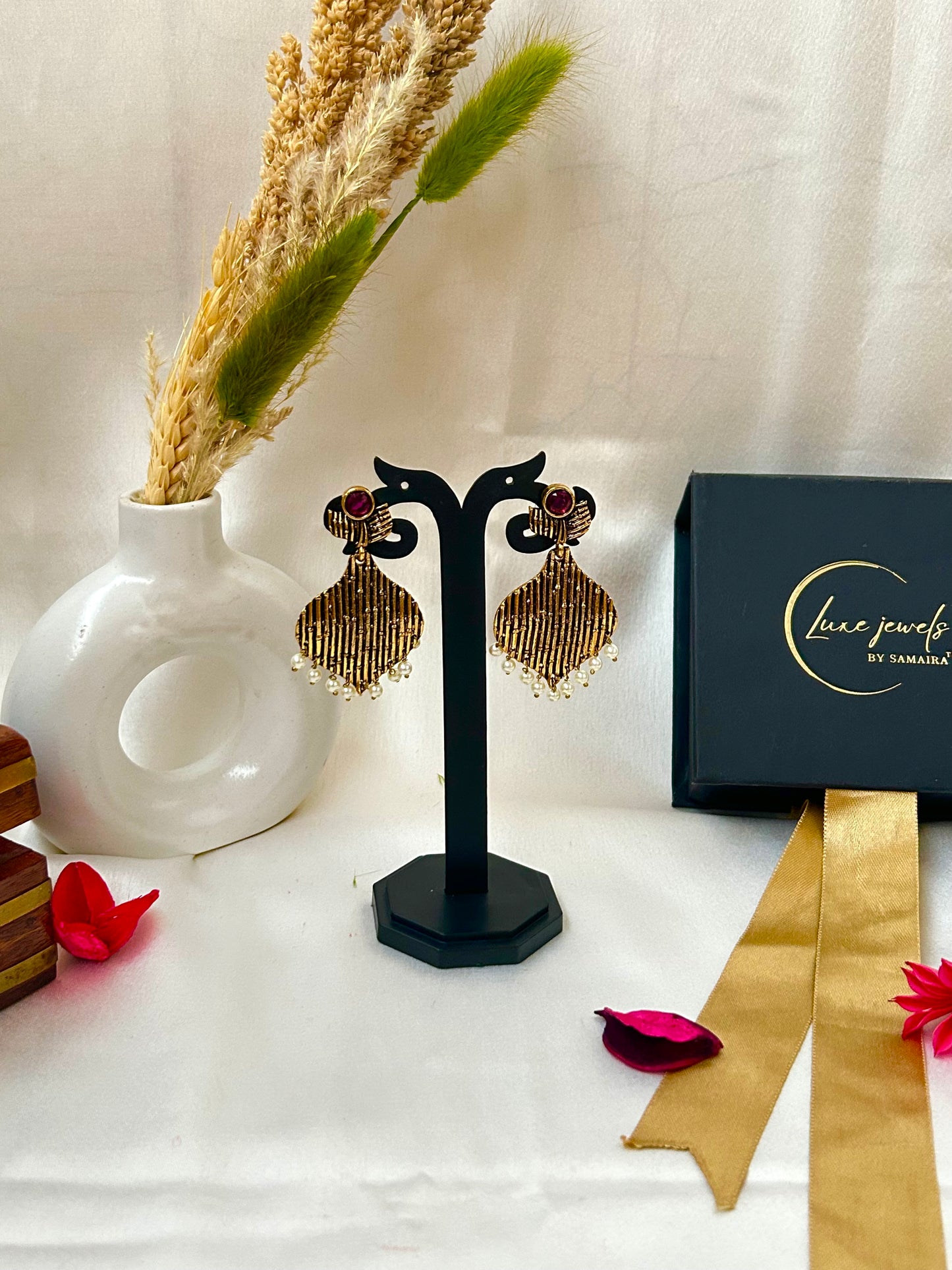 Aarav Red Earrings