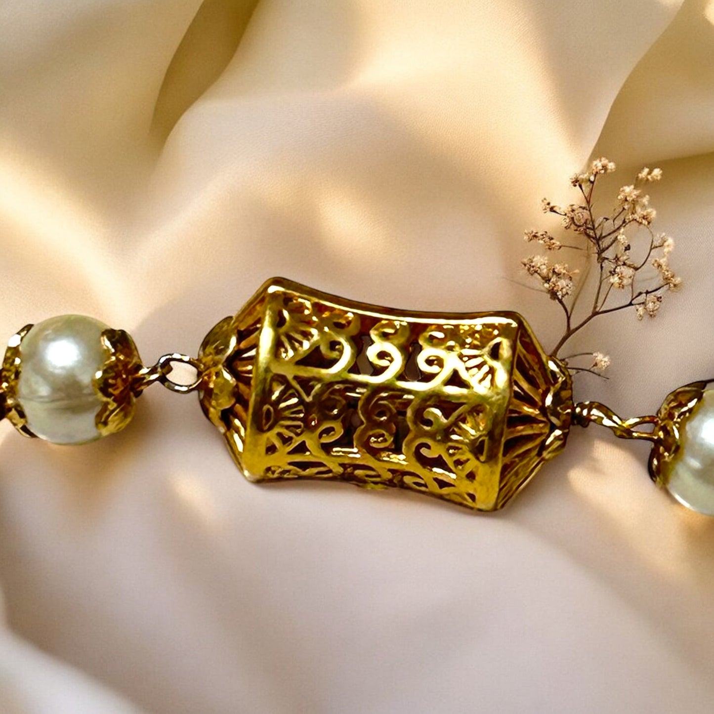 Noor Charm hand Mangalsutra