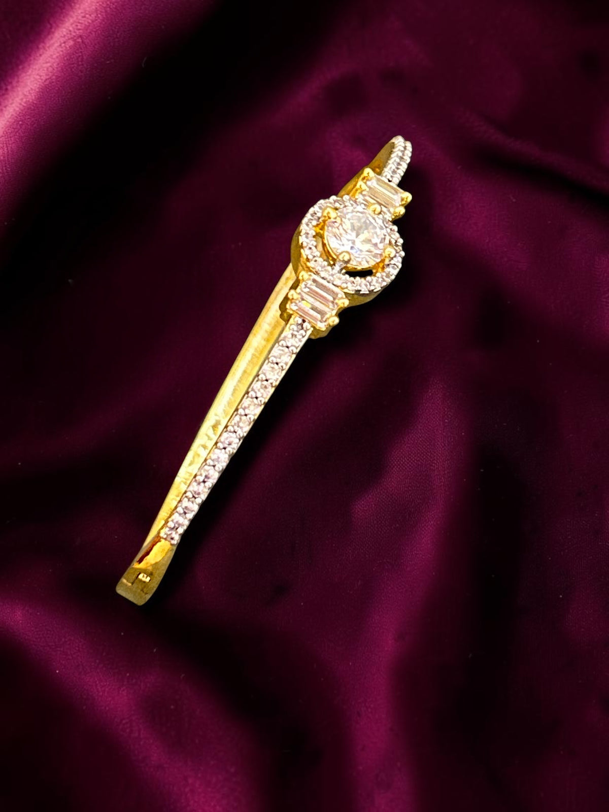 Aayra Golden Bracelet