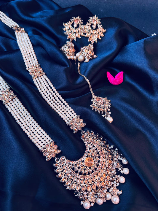 Prachi long necklace