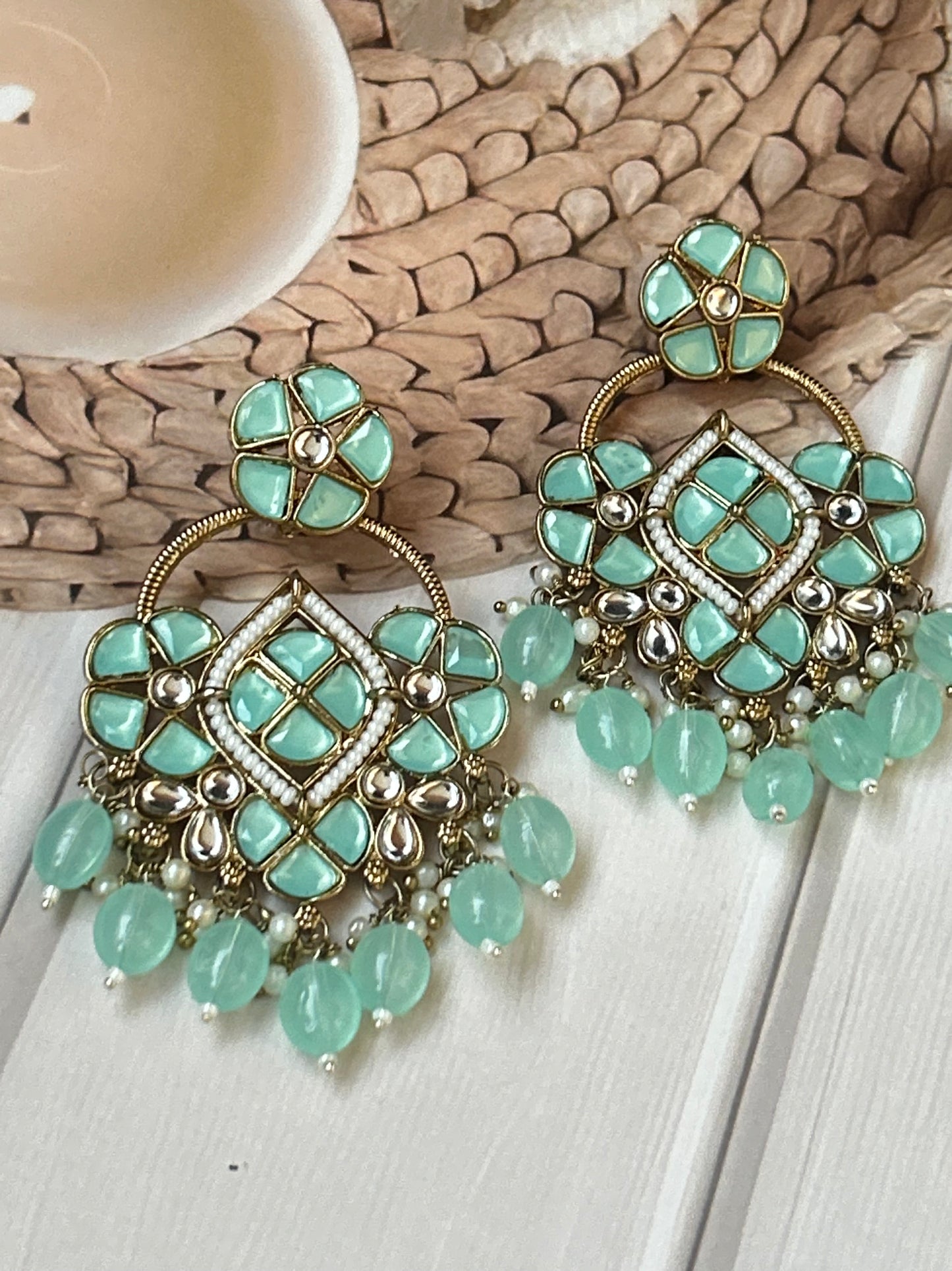 Sitara Aqua chandbalis