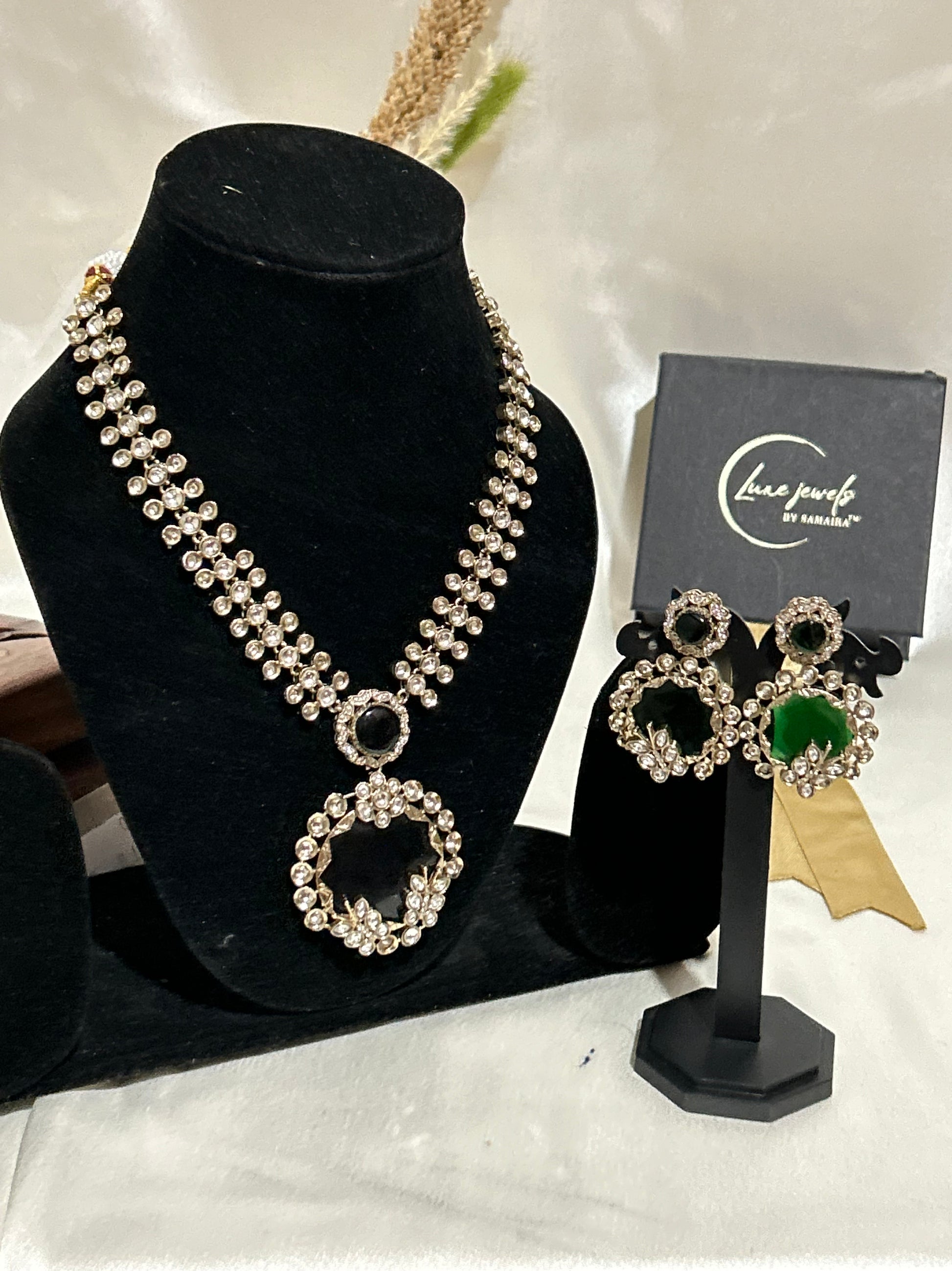 emerald green kundan necklaceset