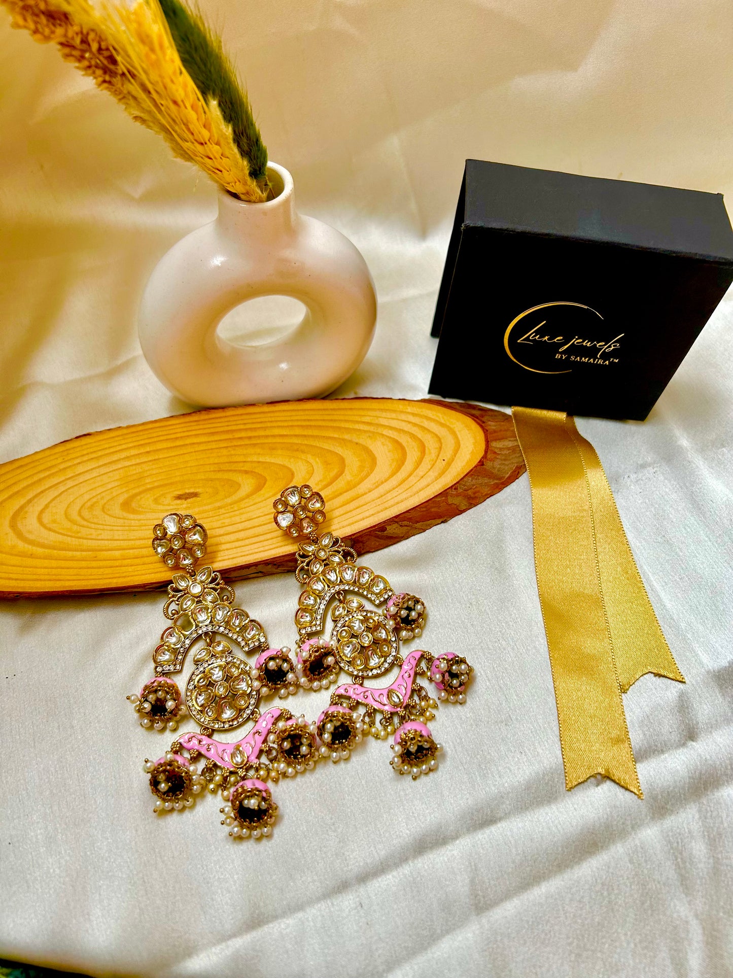 Bani pink chandbalis
