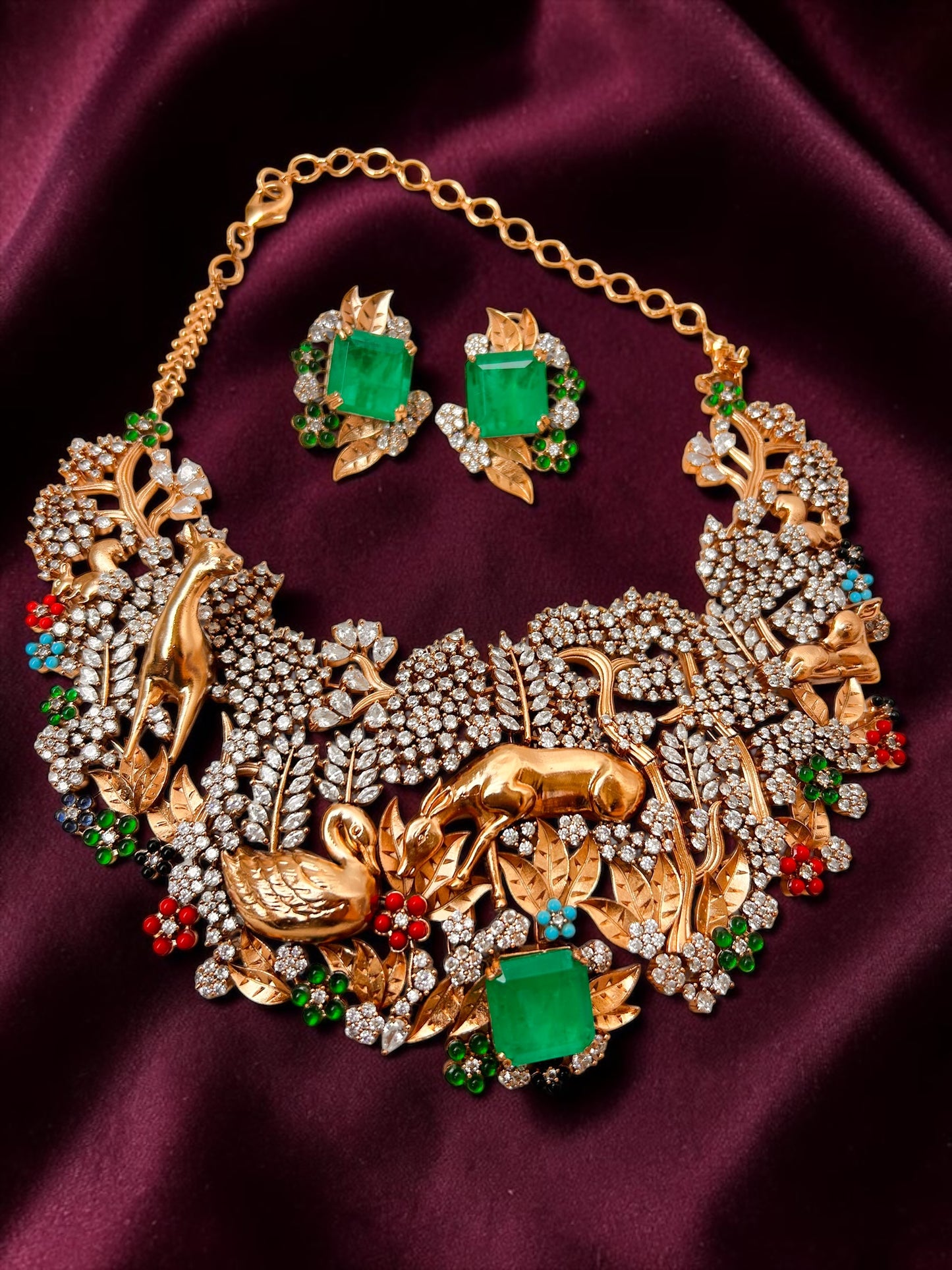 Royal Botanica Necklace Set