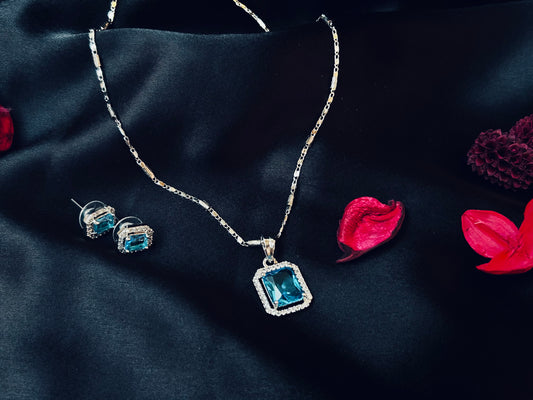 Suhana pendant set