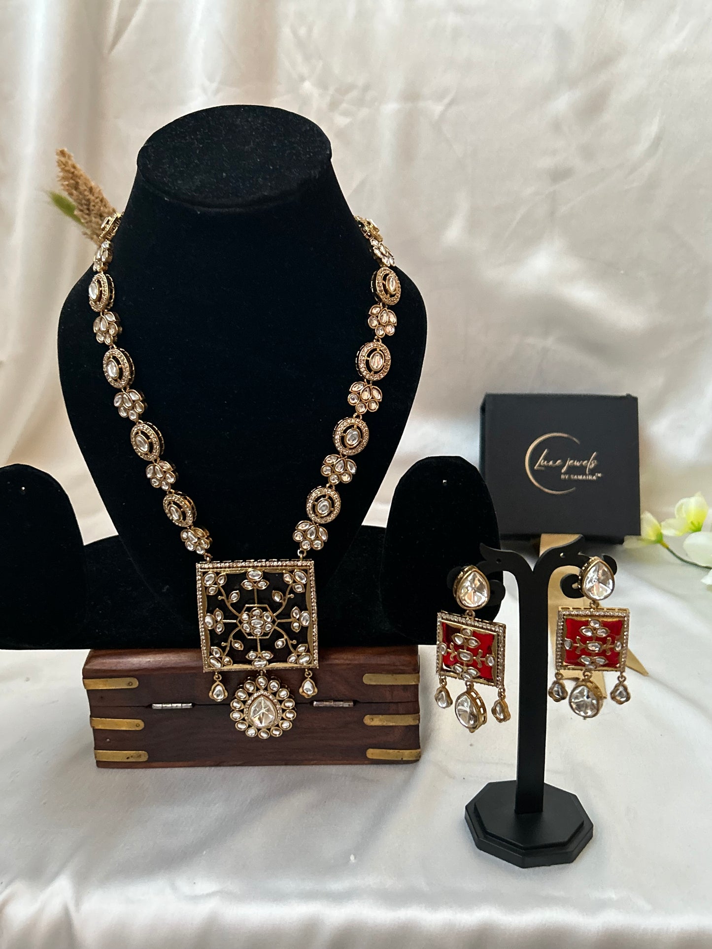 Akrati ruby red necklace set.