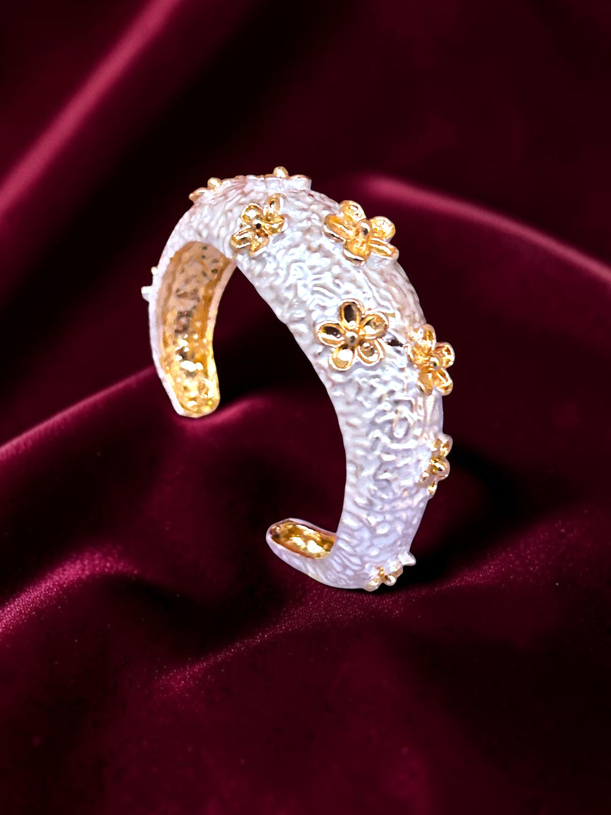 Leaf of Luxury Bracelet