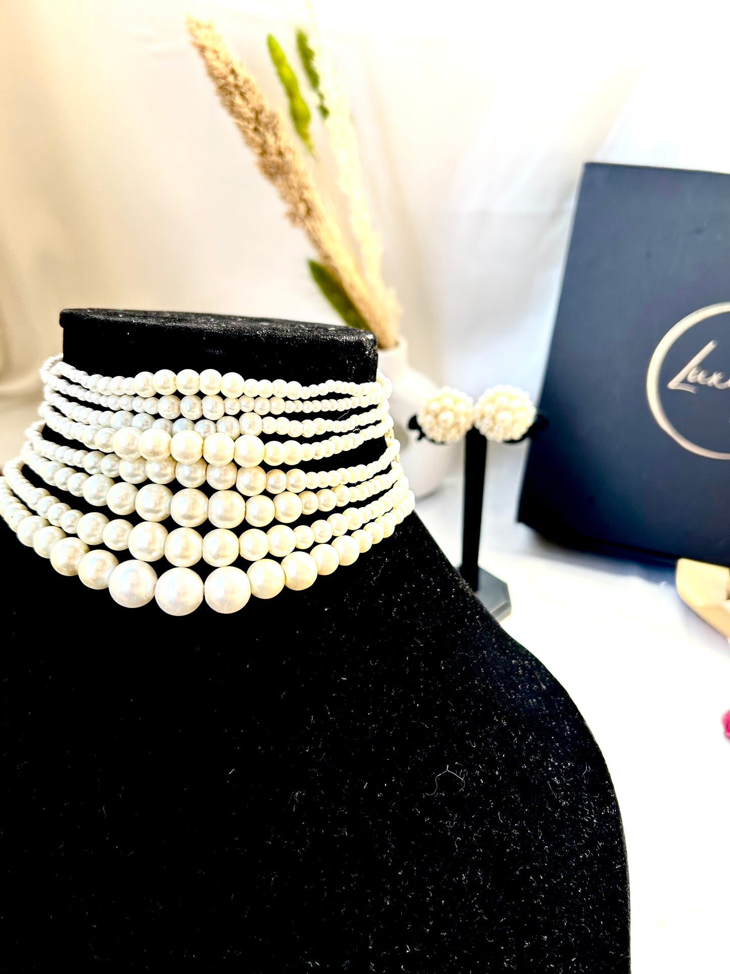 Aalia pearl layered choker set