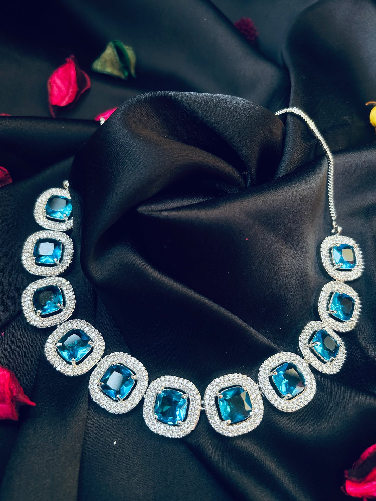 Alisha blue necklace