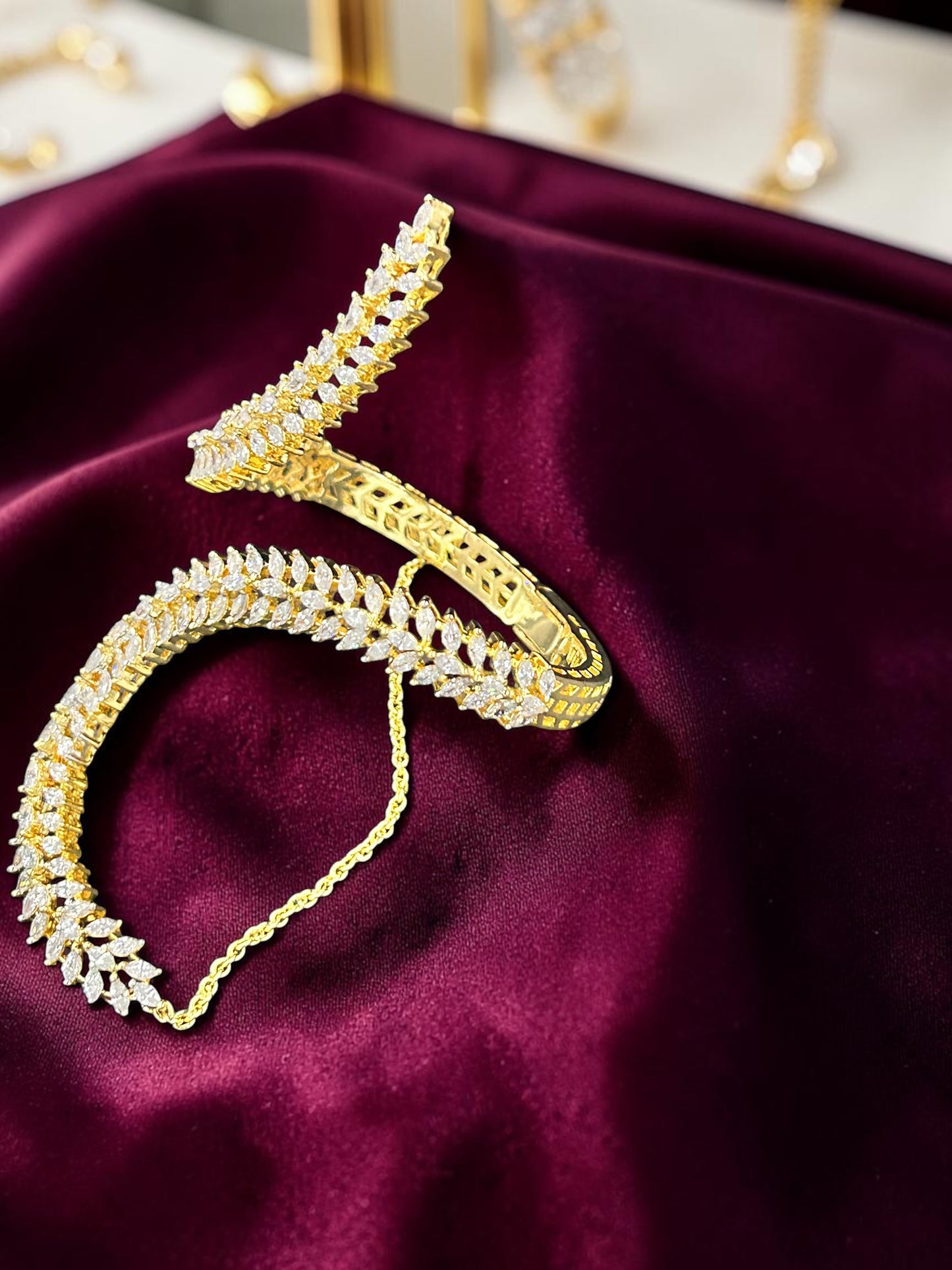 Muse Palm Cuff