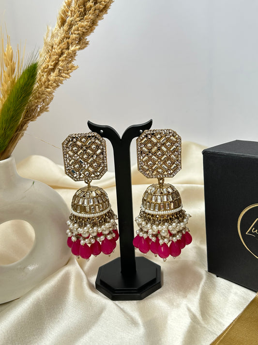 Vedika pink jhumka