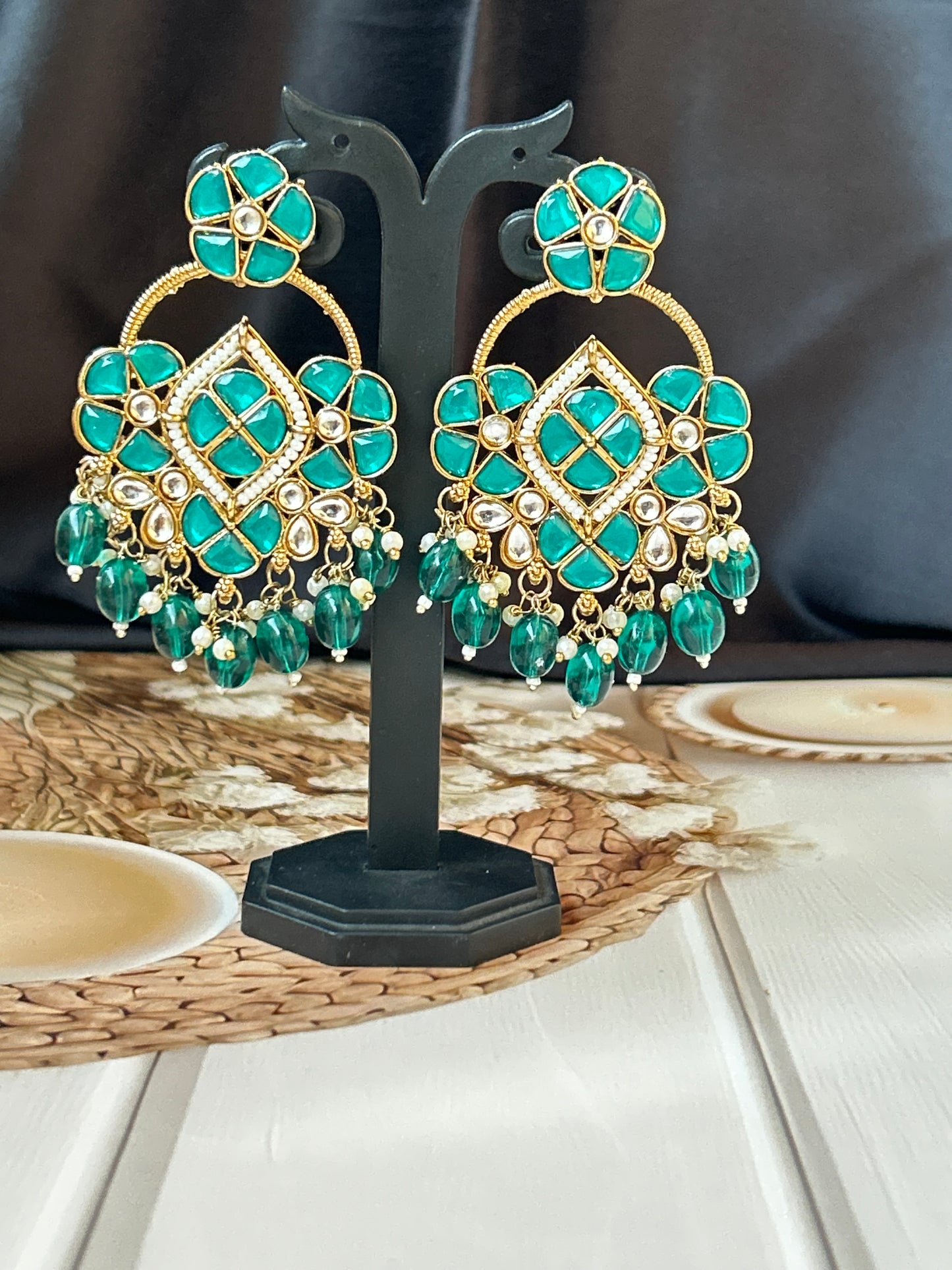 Sitara Rama green chandbalis