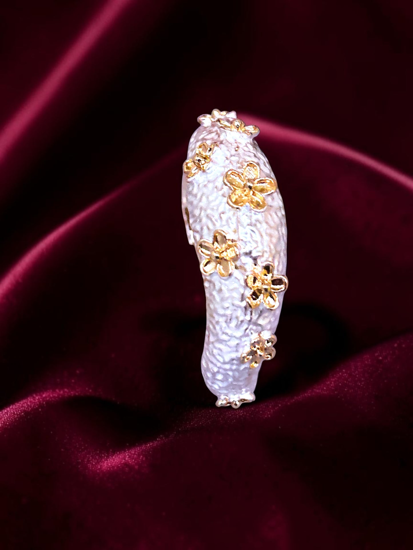 Leaf of Luxury Bracelet