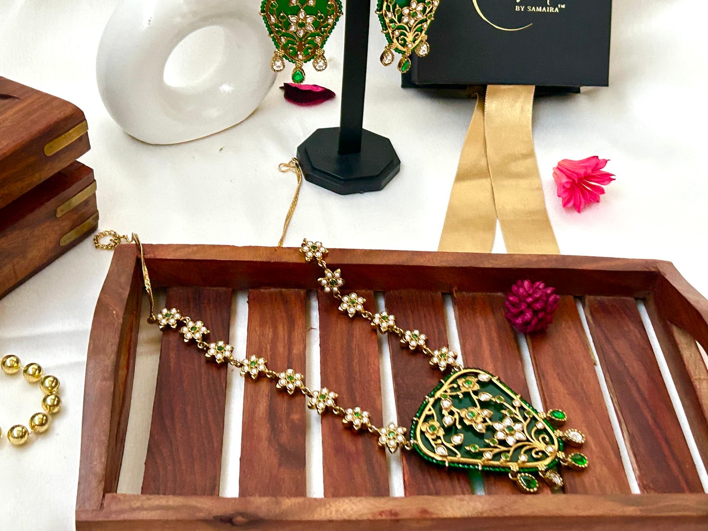 krishav green necklaceset