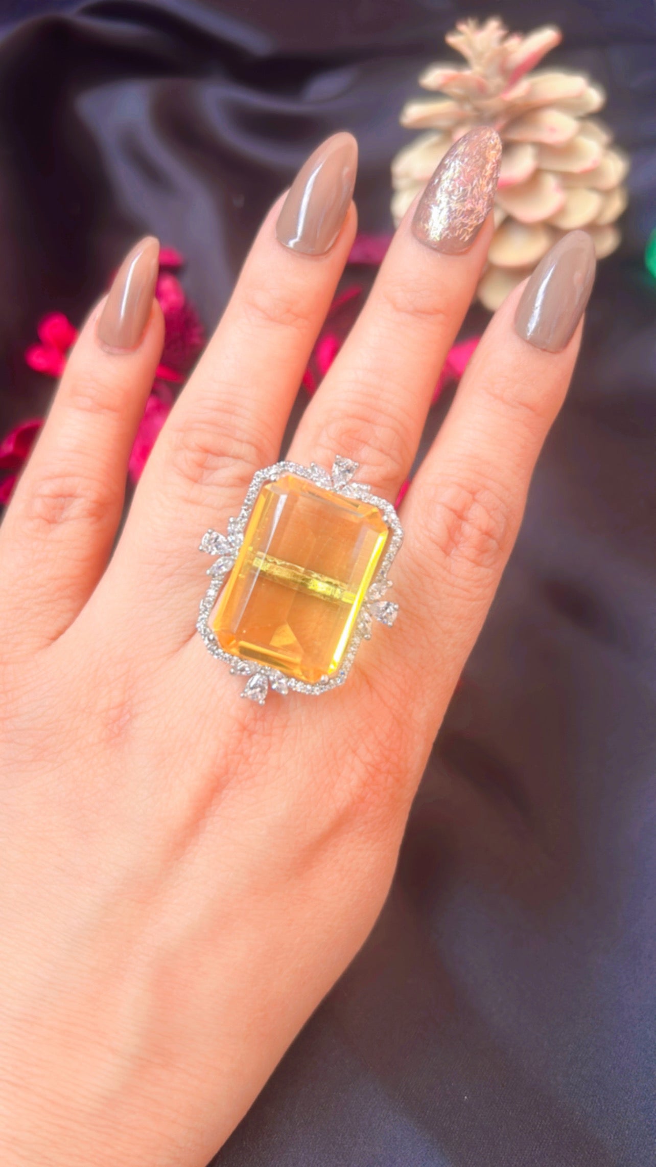 Alisha yellow ring