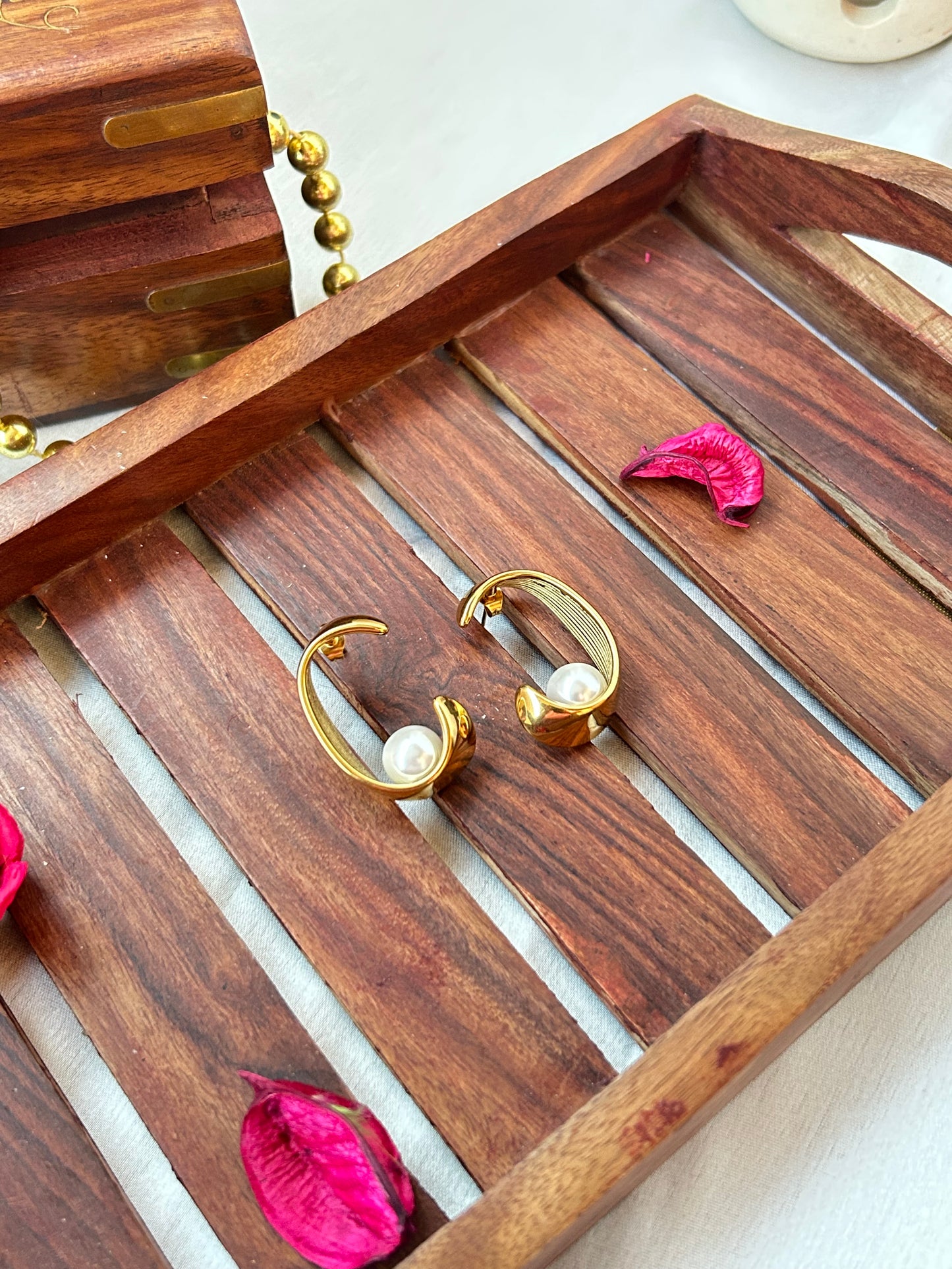 Urban Pearl Studs