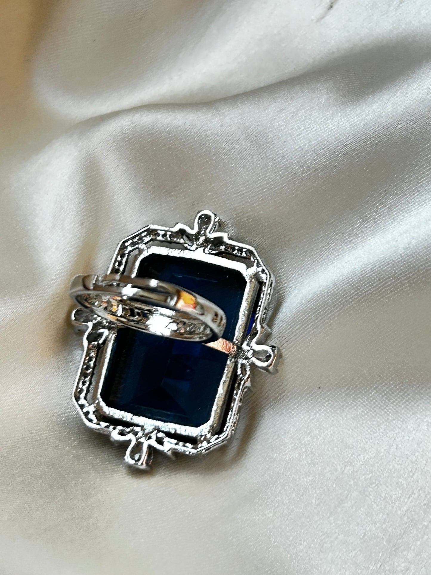 Alisha navy ring
