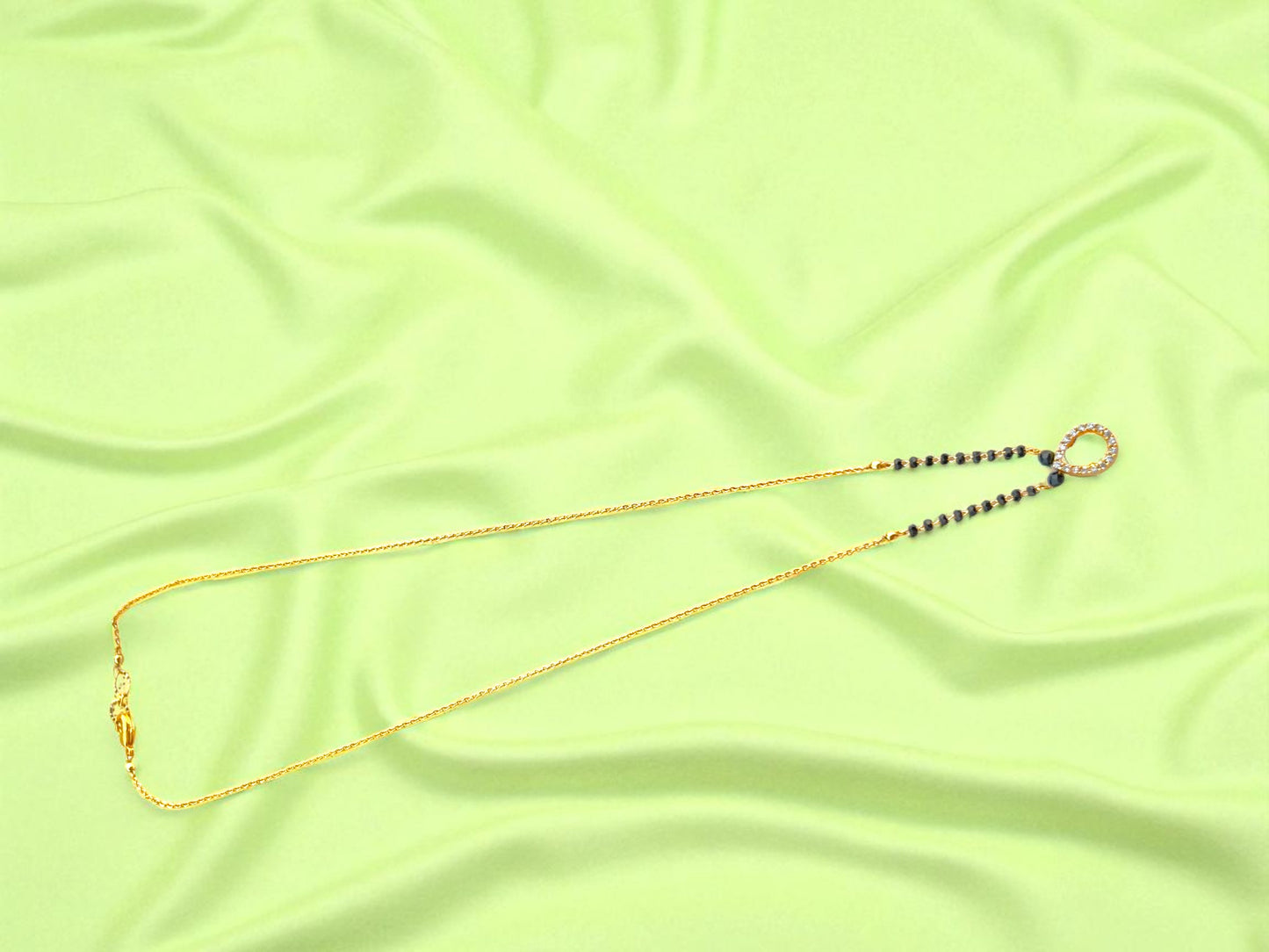 Pavitra Love mangalsutra