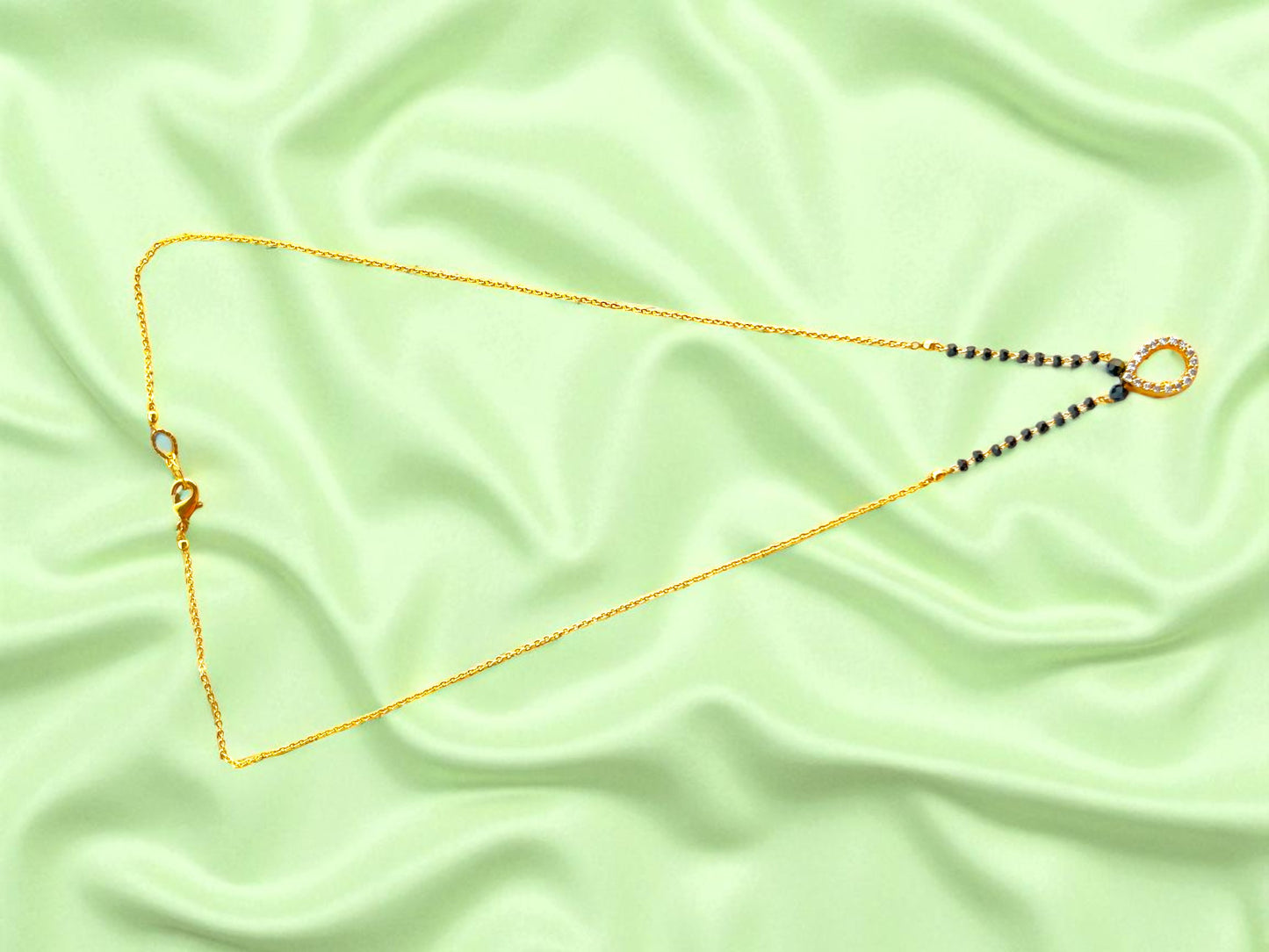 Pavitra Love mangalsutra