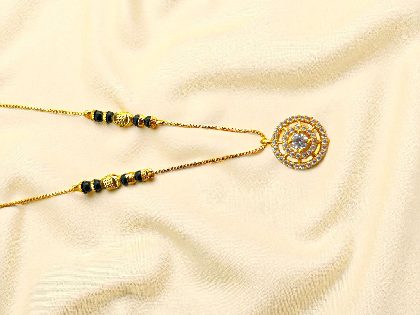 Moonbeam Sparkle mangalsutra