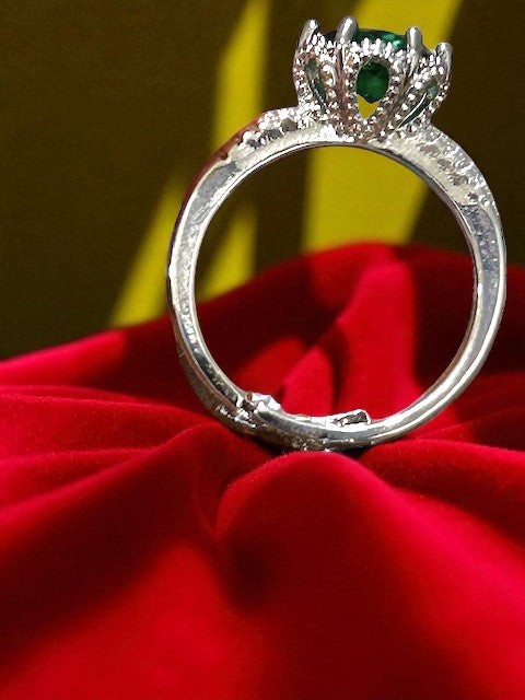 Divine Emerald Green Gold plated Ring