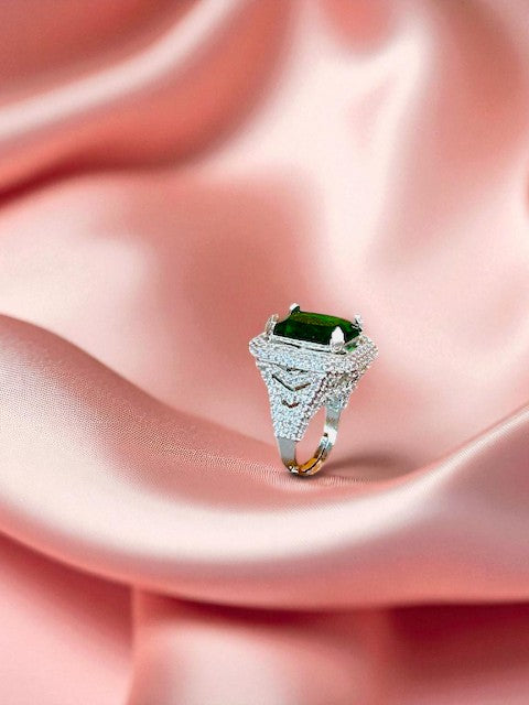 Midnight Majesty Emerald Green  Ring