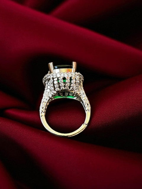 Royale Emerald Ring