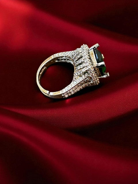 Royale Emerald Ring