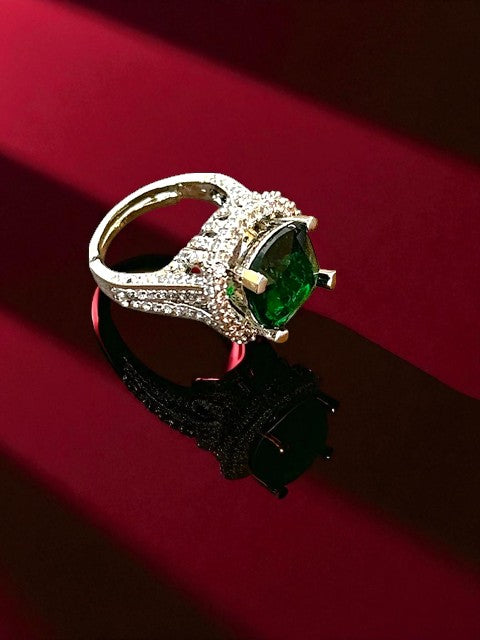 Royale Emerald Ring