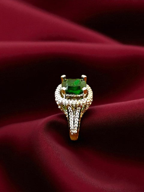 Royale Emerald Ring