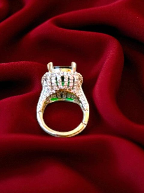 Royale Emerald Ring