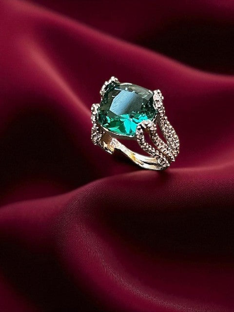 Noor Sea Green Ring