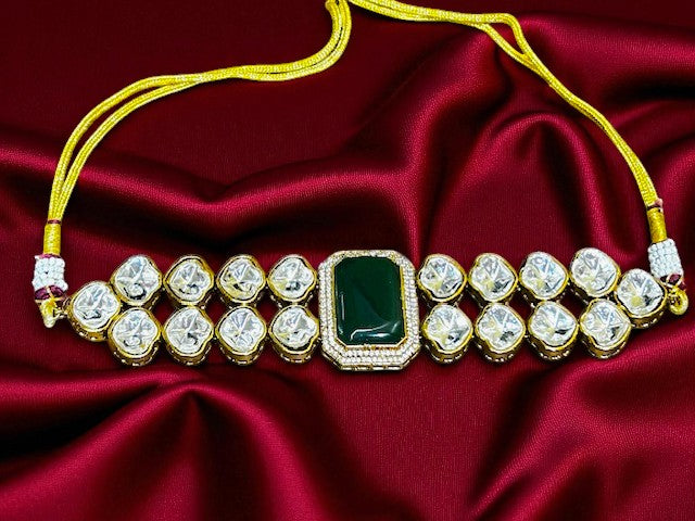 Anishka Green choker