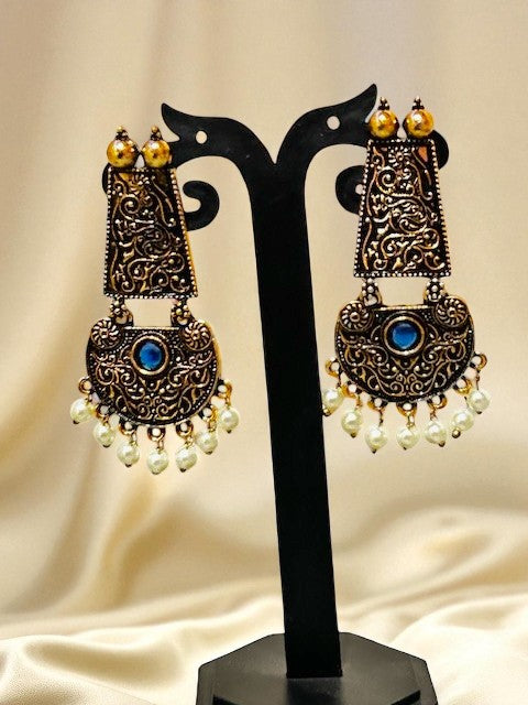 Heritage Lush Sapphire Earrings