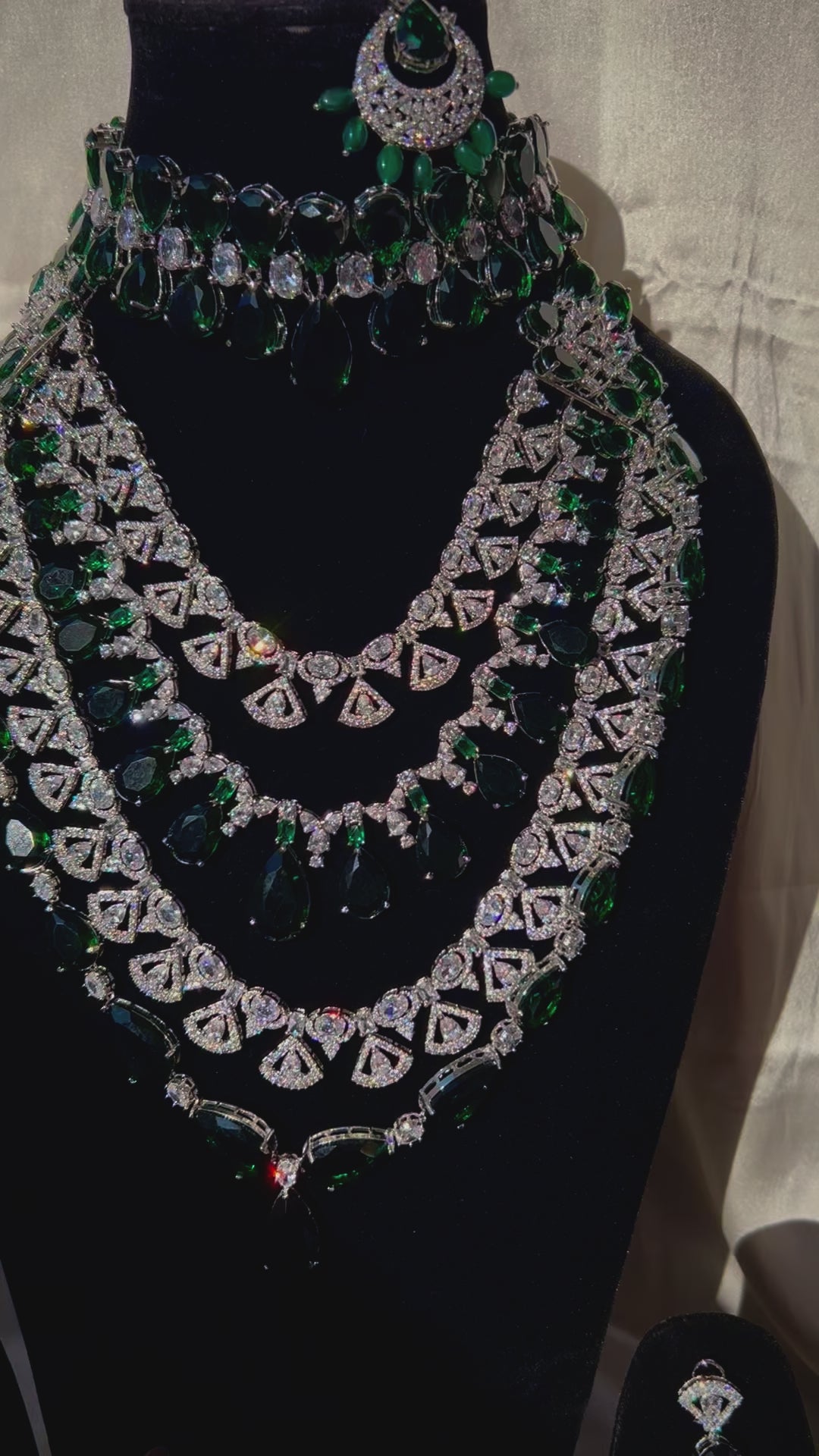 kiara necklace set